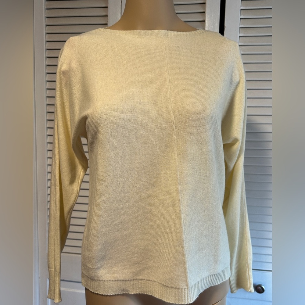 Bianco & Blu Luxe Italian Cashmere Silk Blend Butter Yellow Sweater Italy Small